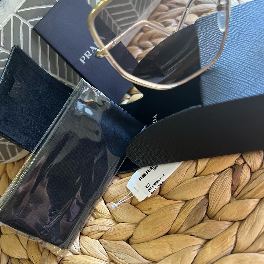 Prada gold frame sunglasses new with tag. - Picture 4 of 8